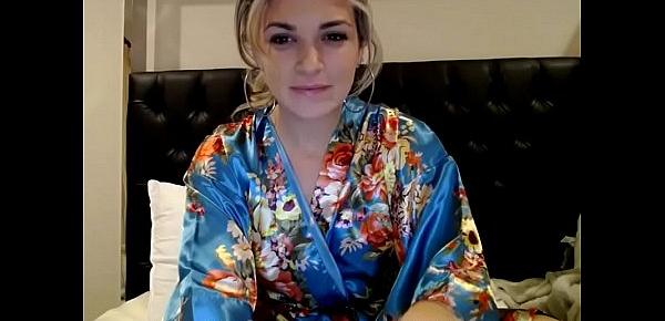  A Cute Kimono Girl...